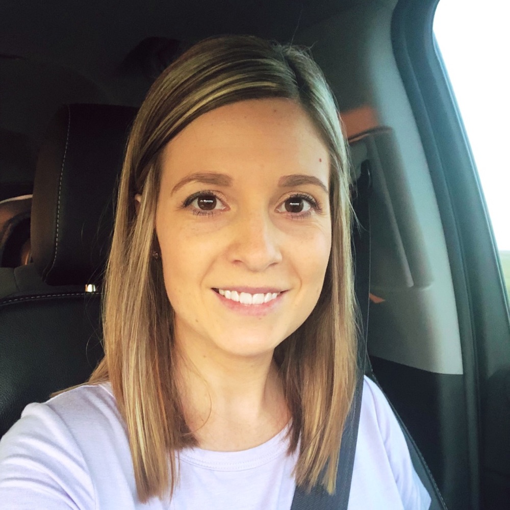 Meet your Posher, Emilee